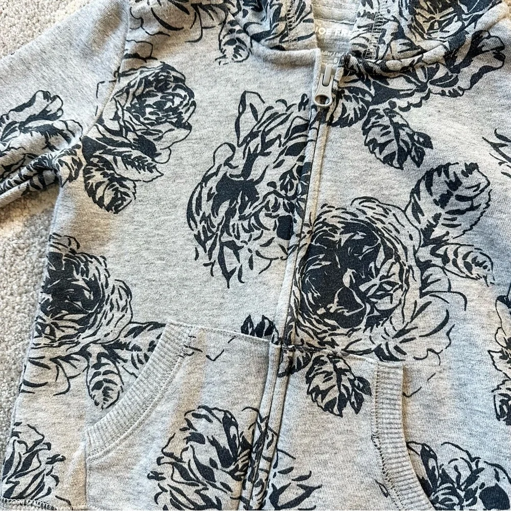 Joe Fresh Gray Full Zip Hoodie with Navy Floral Pattern Girls Size 5